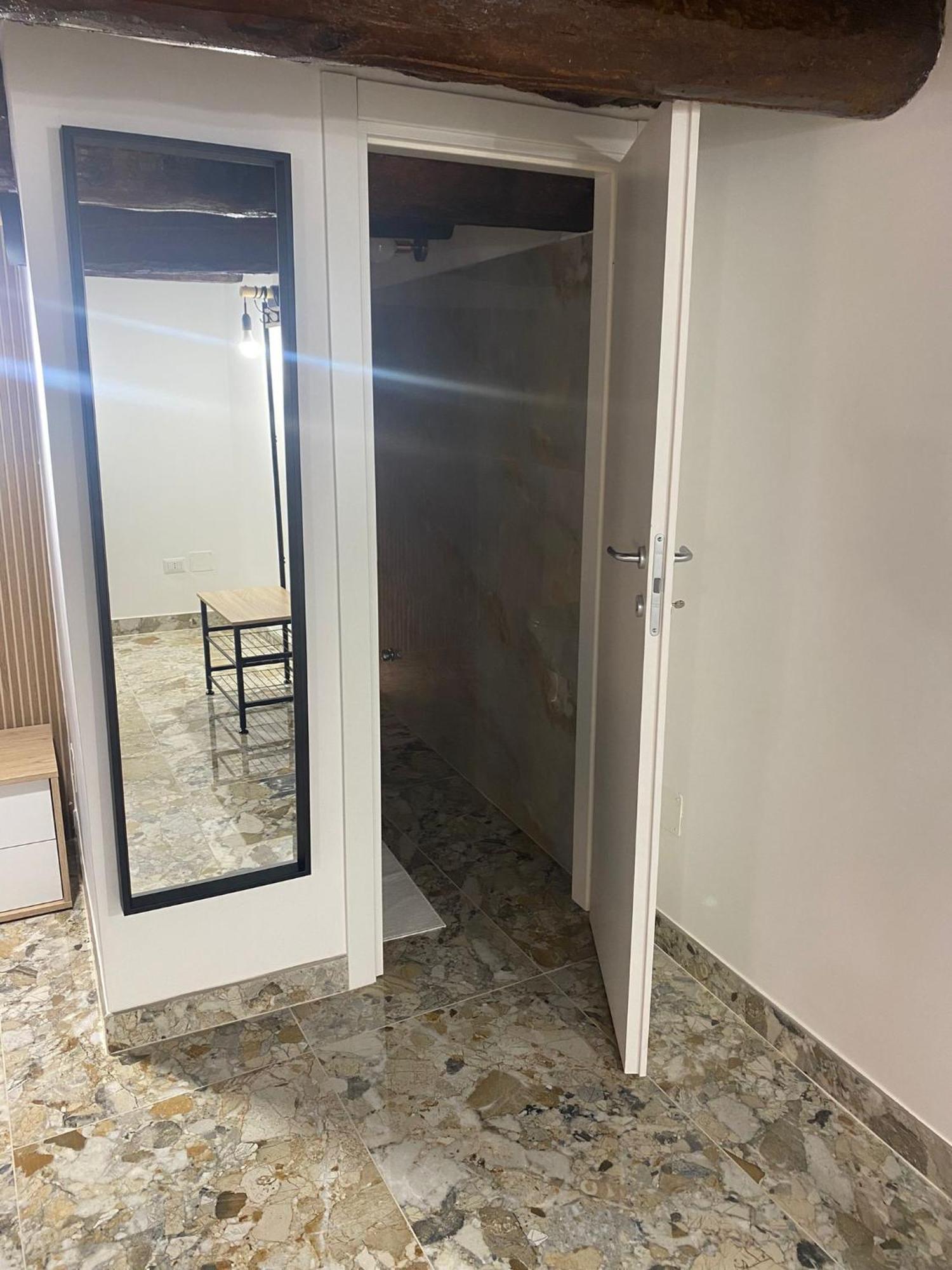Dora House Napoli Apartment Ngoại thất bức ảnh